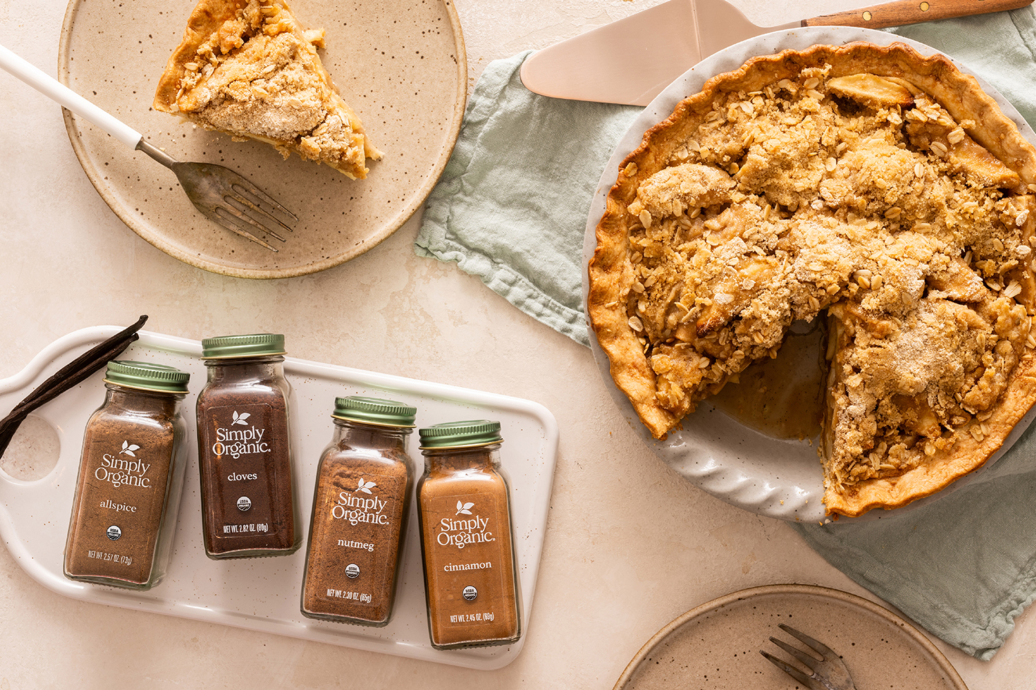 a freshly-baked apple pie with delicious spices